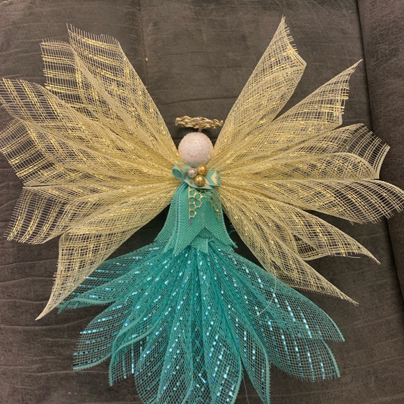 Guardian Angel Tree Topper Wreath - Picture 6 of 6